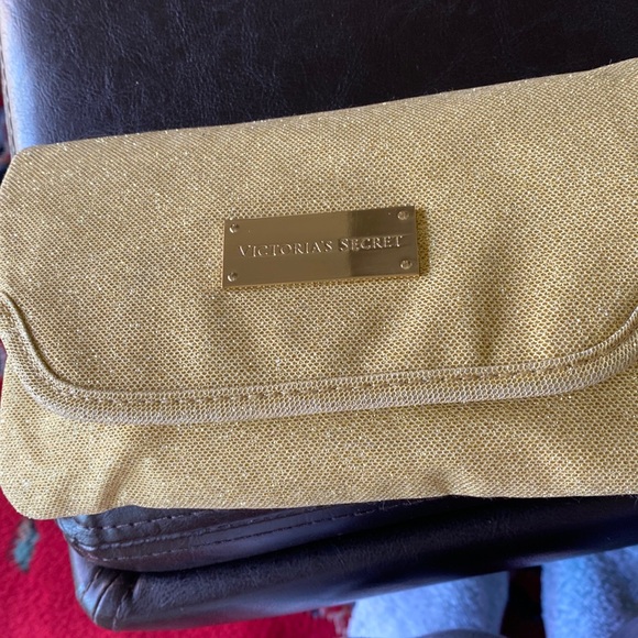 Victoria Secret gold shimmer makeup bag - Picture 1 of 6
